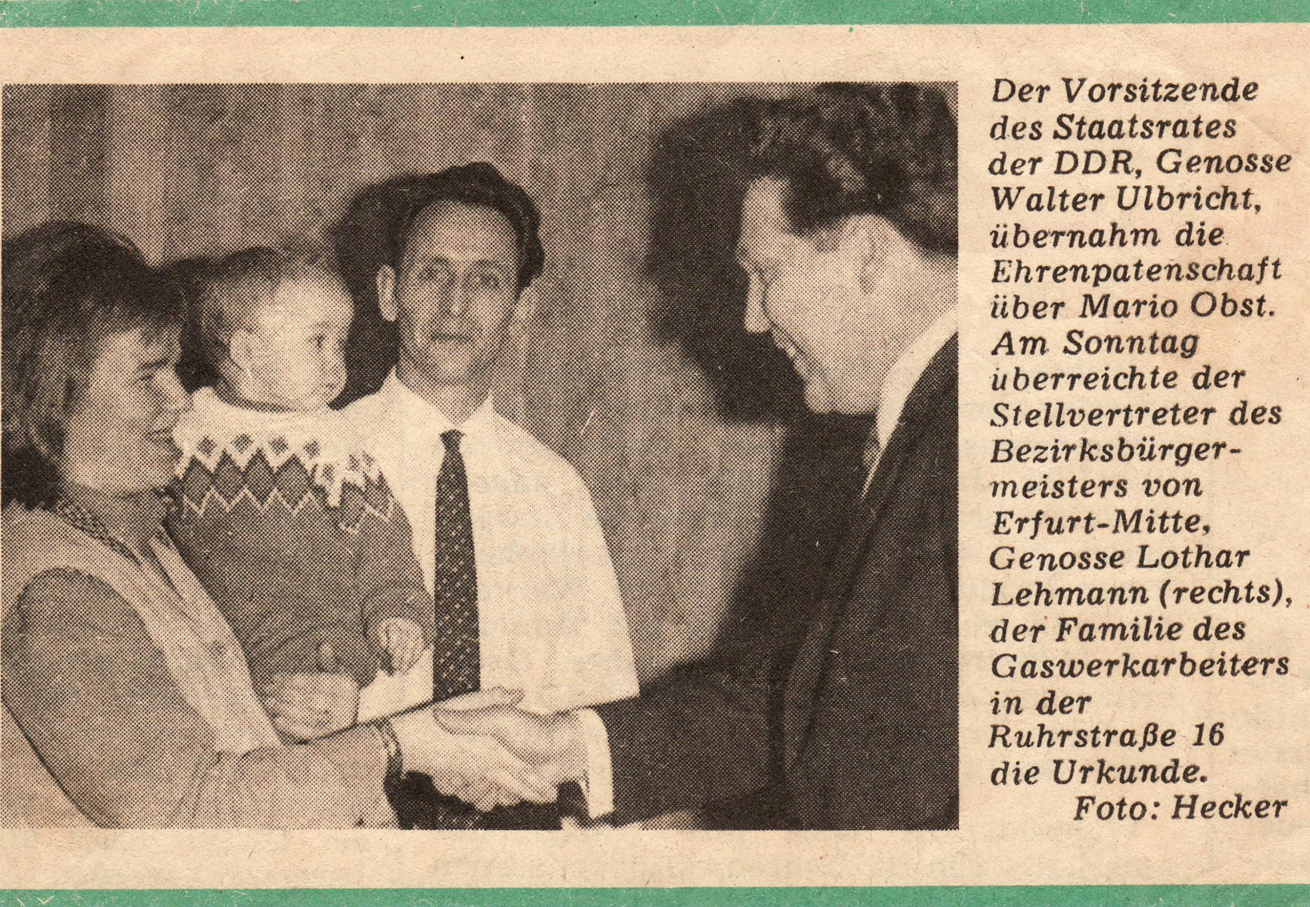 Noticia del periódico Das Volk sobre el padrinazgo honorario de Walter Ulbricht a Mario Obst